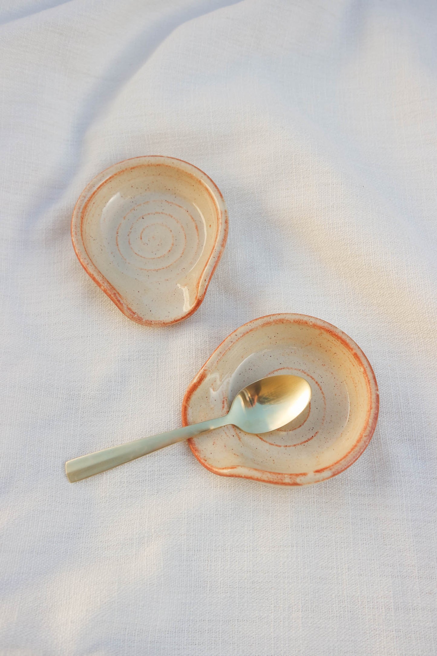 Teaspoon Rest | Vanilla bean swirl