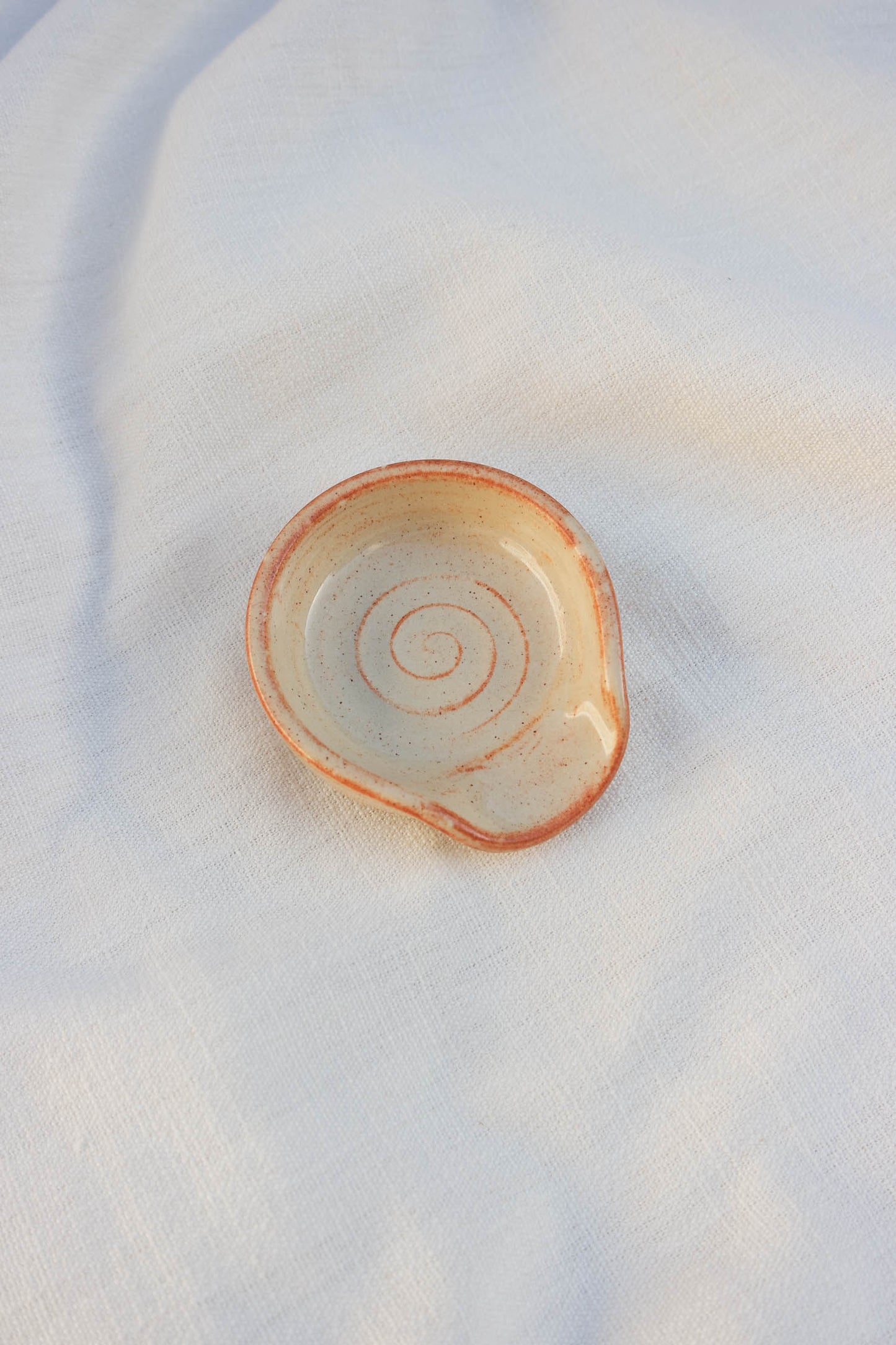 Teaspoon Rest | Vanilla bean swirl