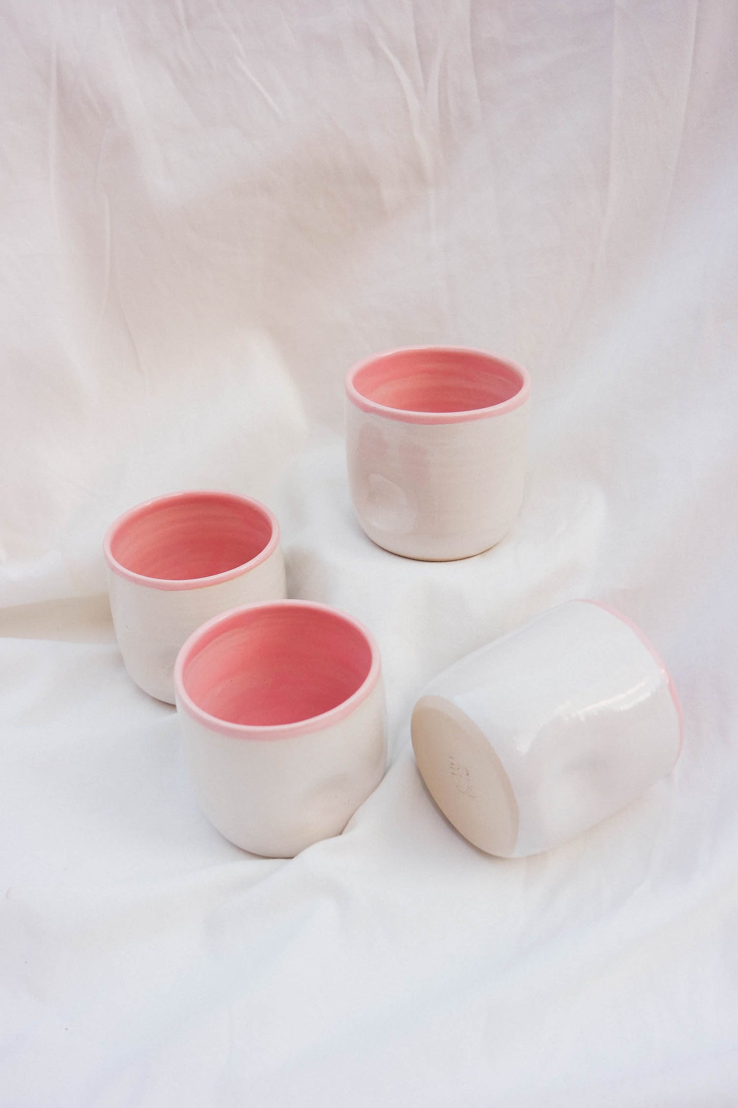 Thumbler | Pink and White