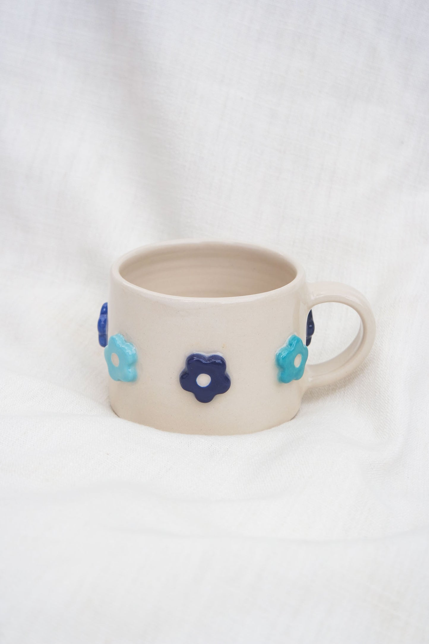 Flower Puff Straight Mug | Blues