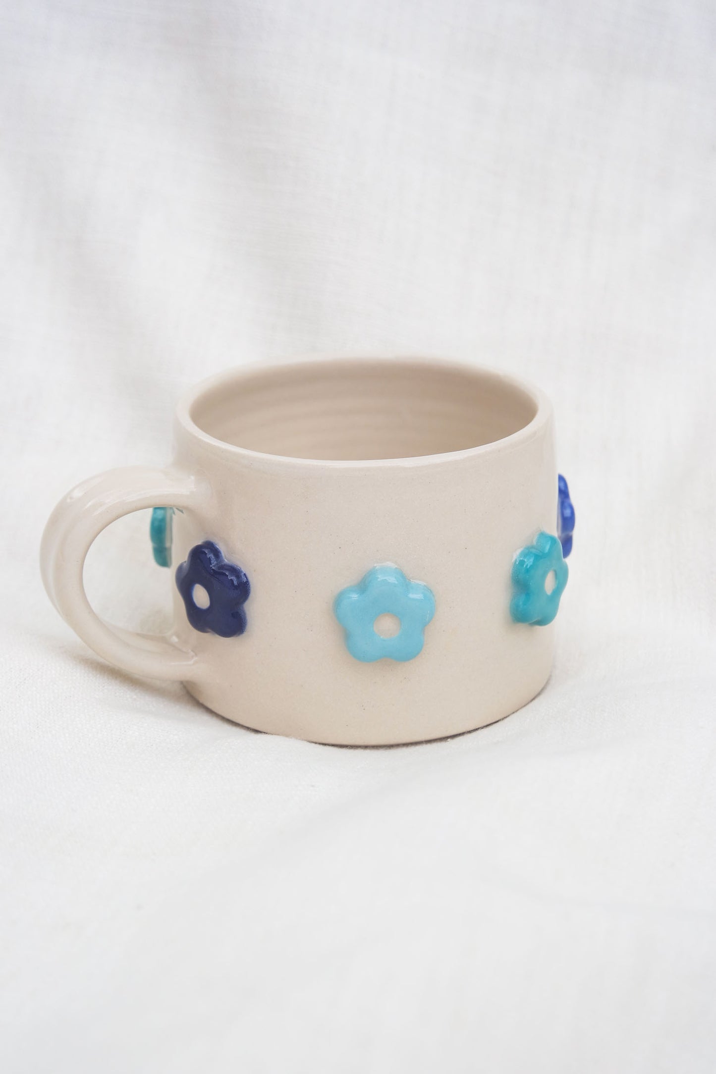 Flower Puff Straight Mug | Blues