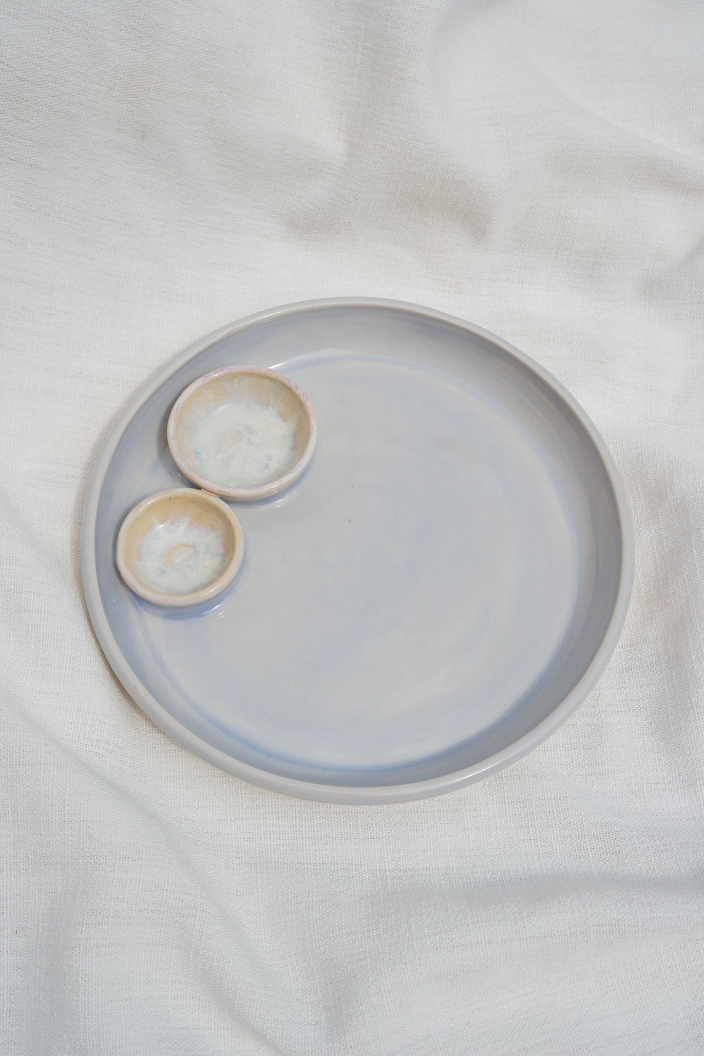 Double Dippy Plate | Light Blue and Pearl