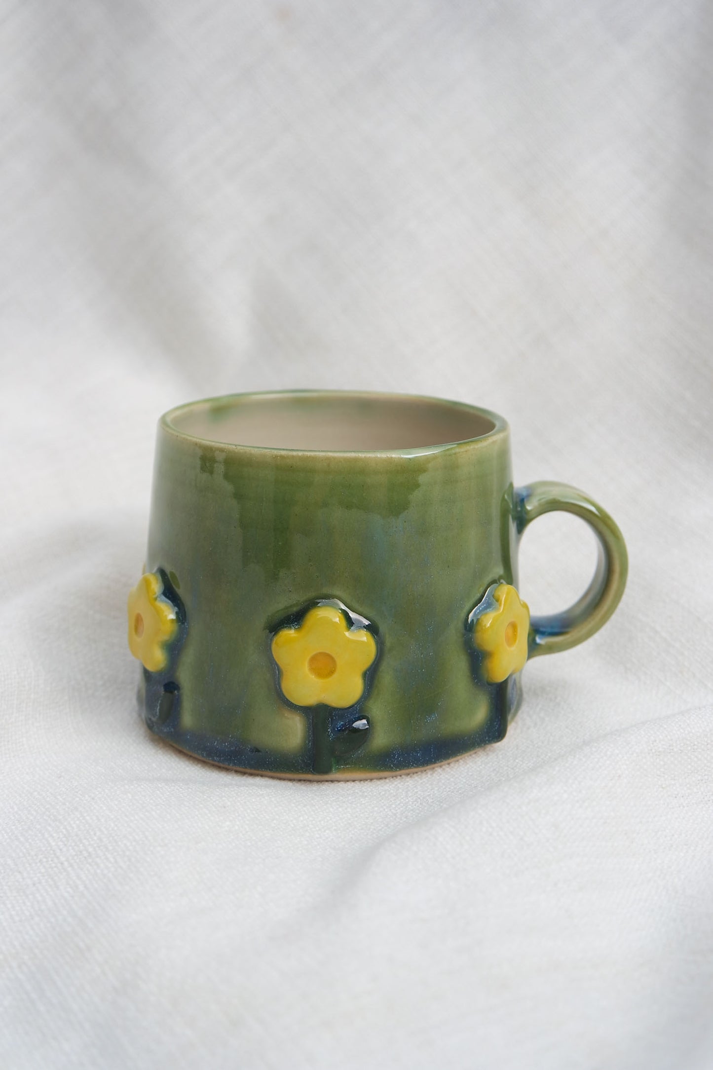 Flower Puff Stem Mug | Grass & Buttercup