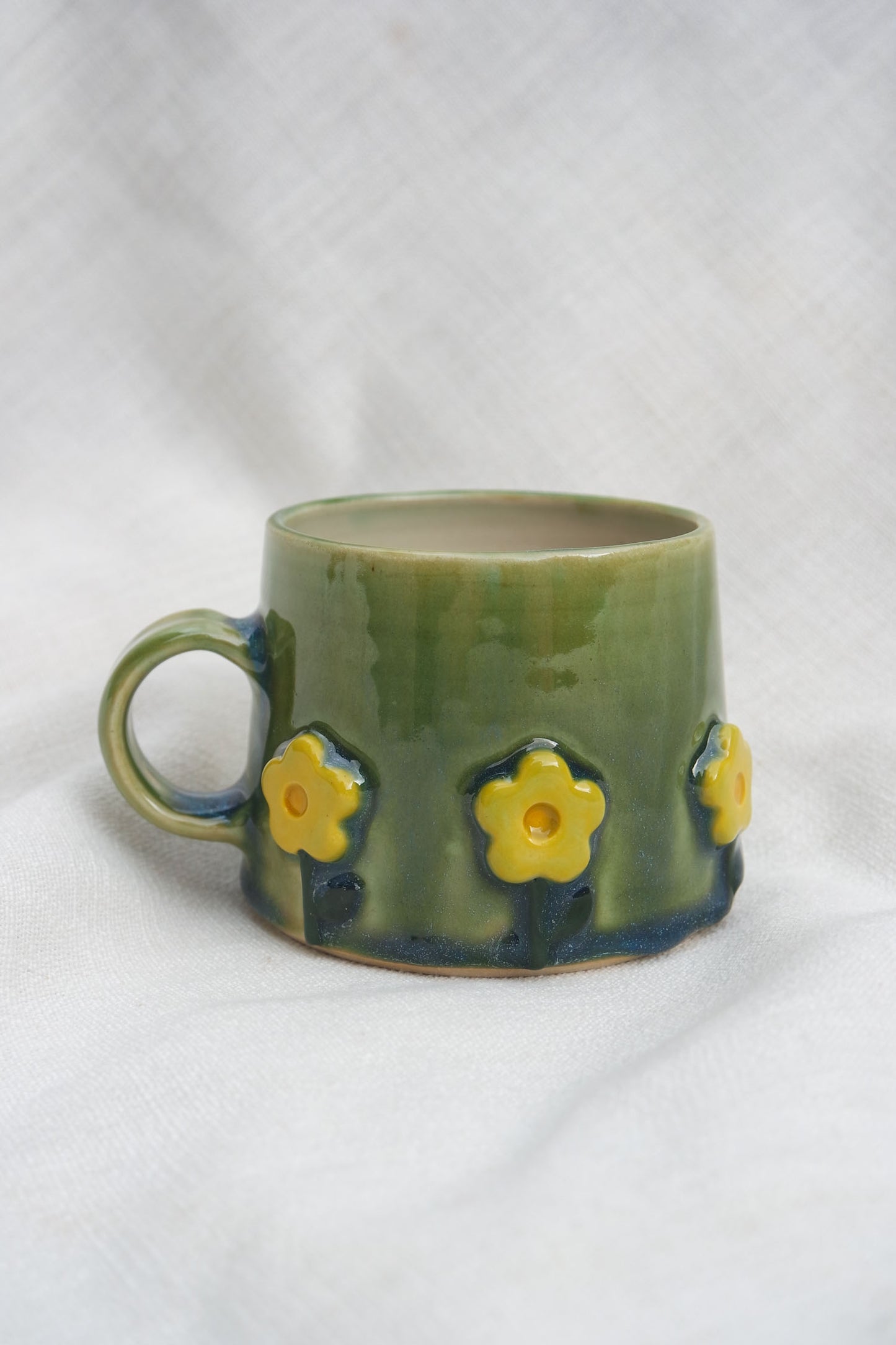 Flower Puff Stem Mug | Grass & Buttercup