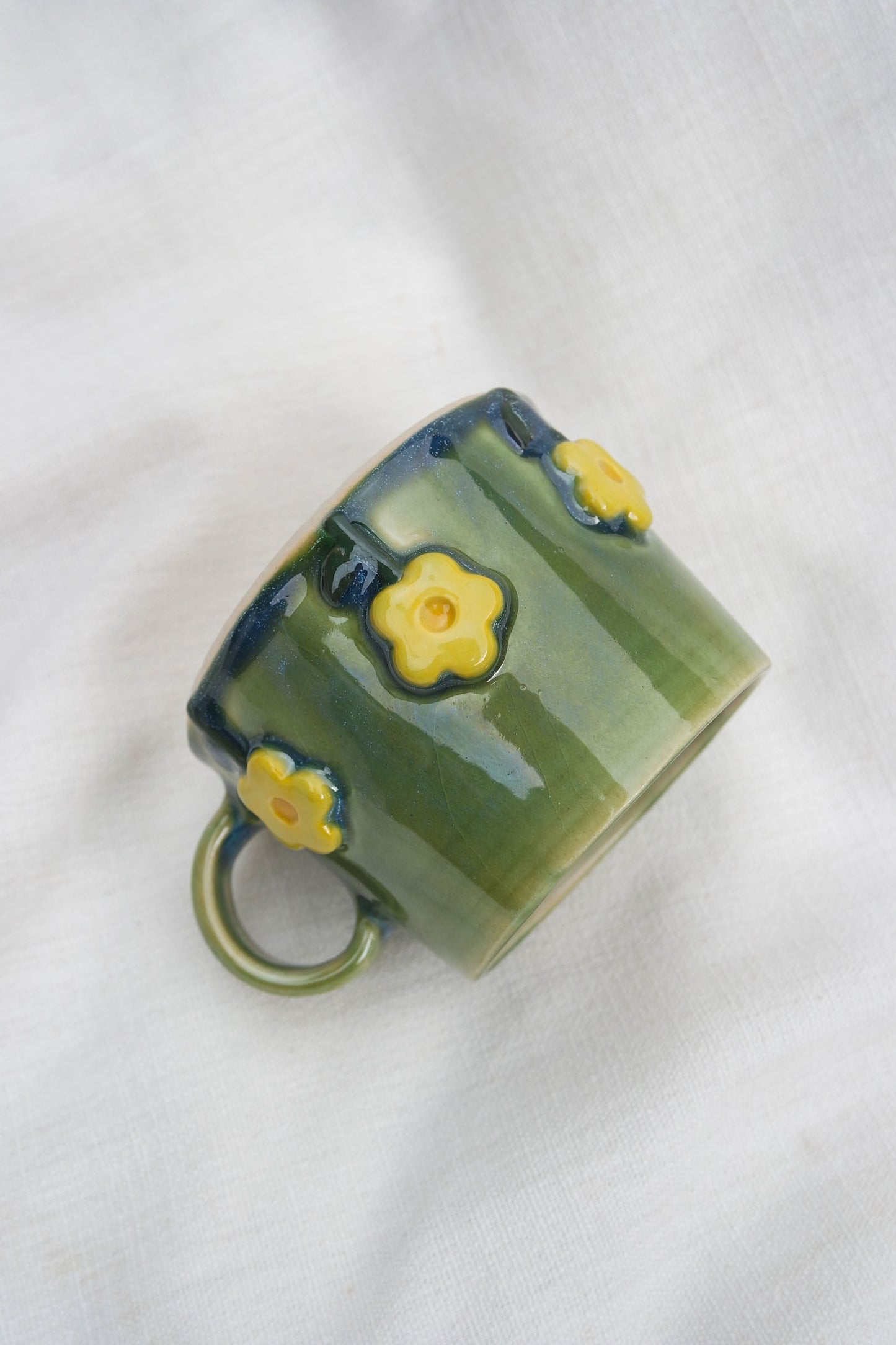 Flower Puff Stem Mug | Grass & Buttercup