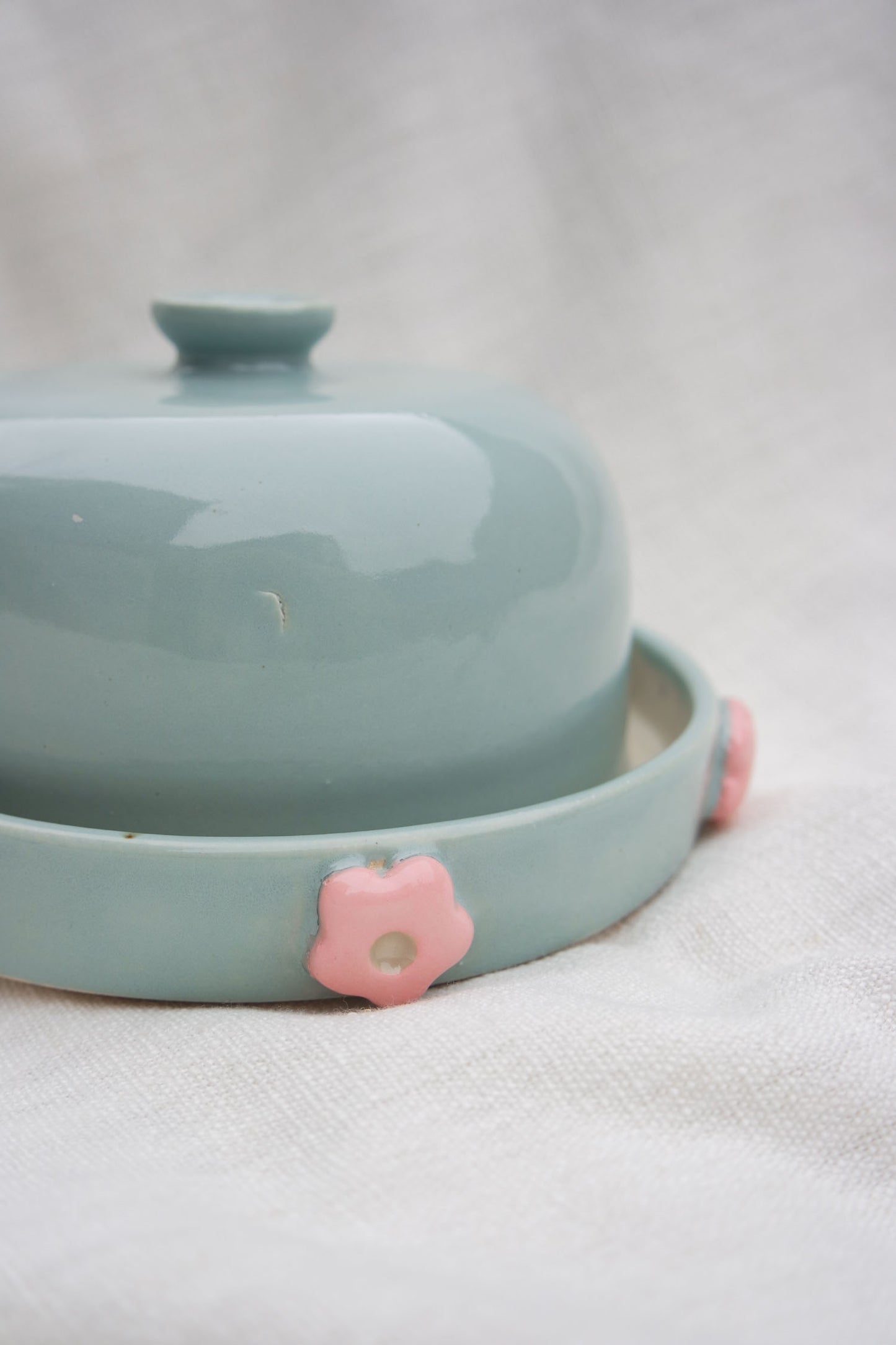 Butter Dish | Dainty Flower Puff | Sky Blue