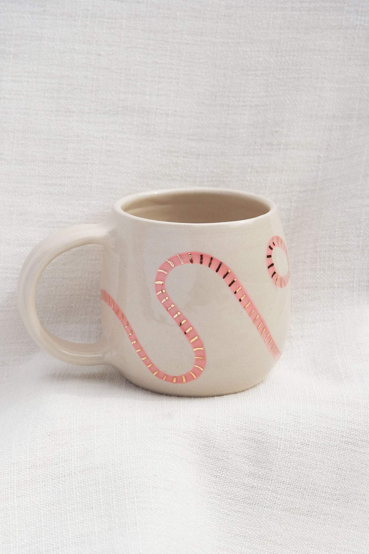 Wormy Mug 4