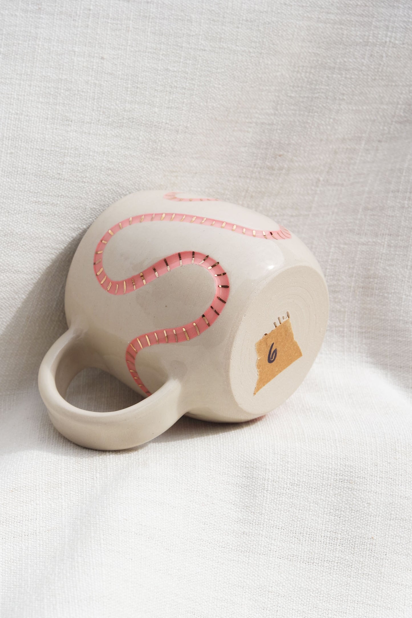Wormy Mug 6