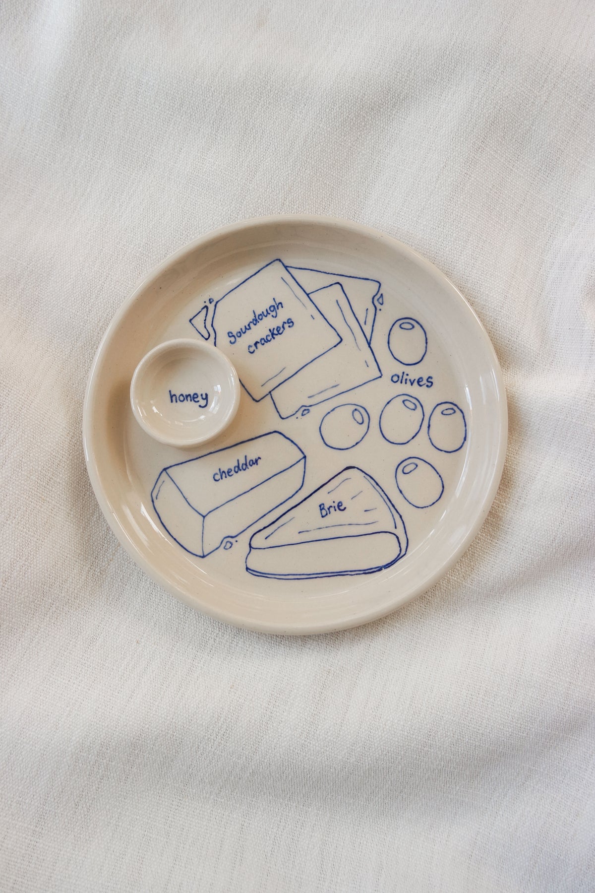 Mini Dippy Plate | Brie, cheddar, olives, honey