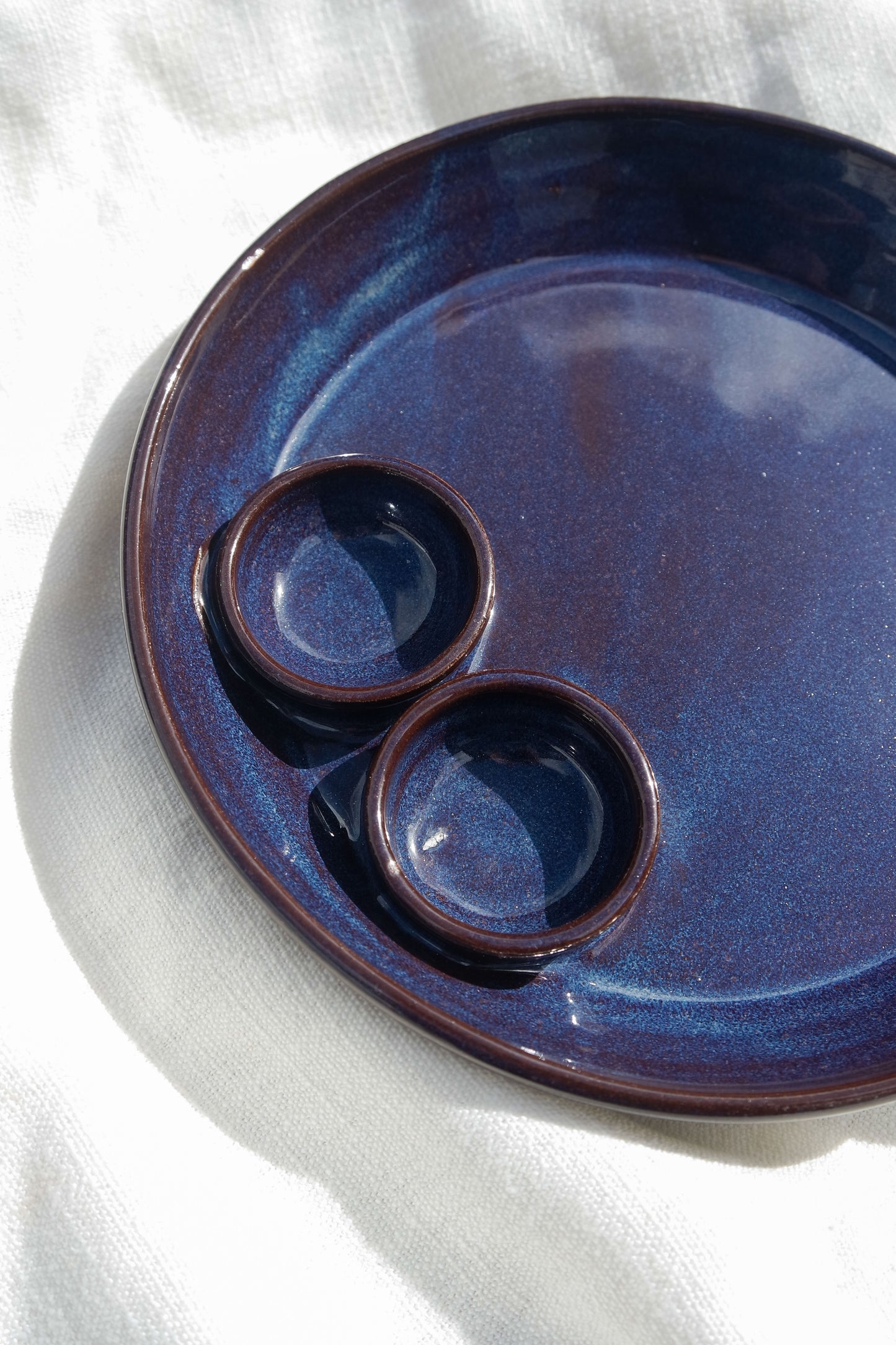 Double Dippy Snack Plate in Blue Ember *seconds