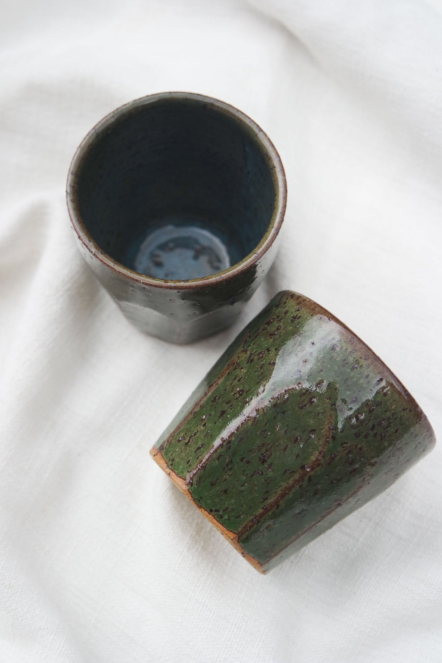 Fluted Flat White Cup in Speckled Green