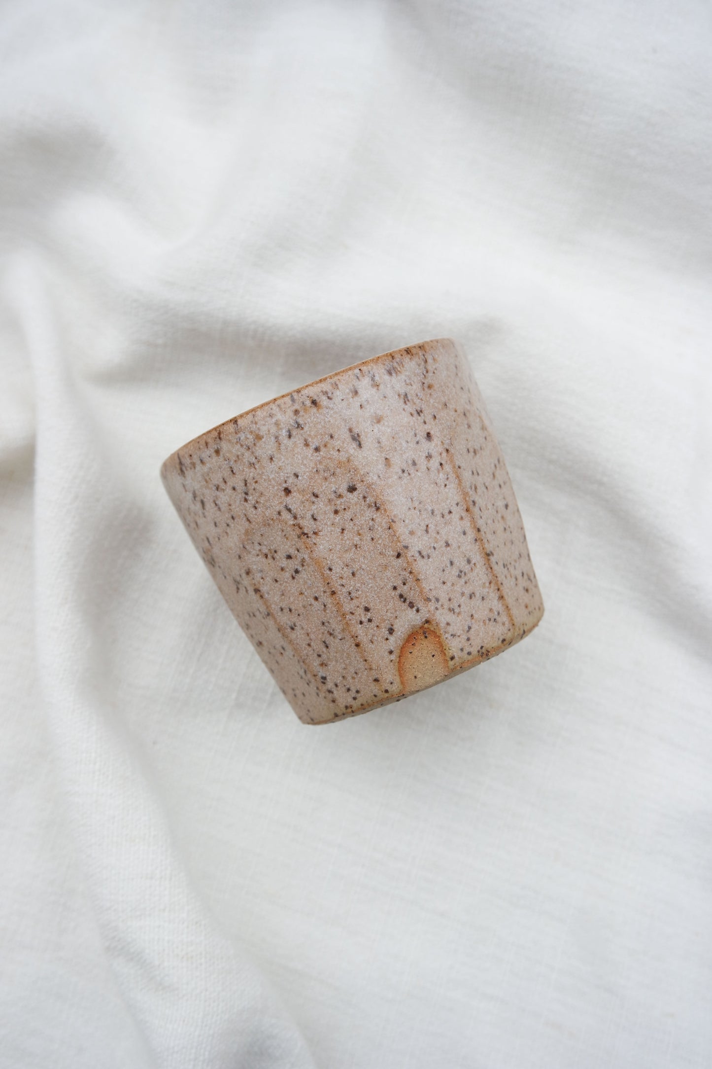 Fluted Flat White Cup in Speckled Blush